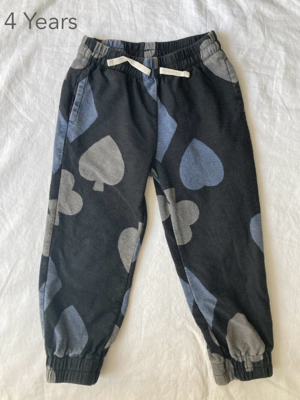 💙2/$25 Tea Collection 4 Years Toddler Hearts Spades Sweatpants Fall
